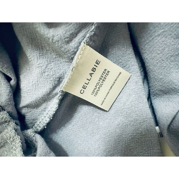 Cellabie Women's Cuffed Capri Pants Plus Size 2X Crepe Texture Slash Pockets - Picture 4 of 6